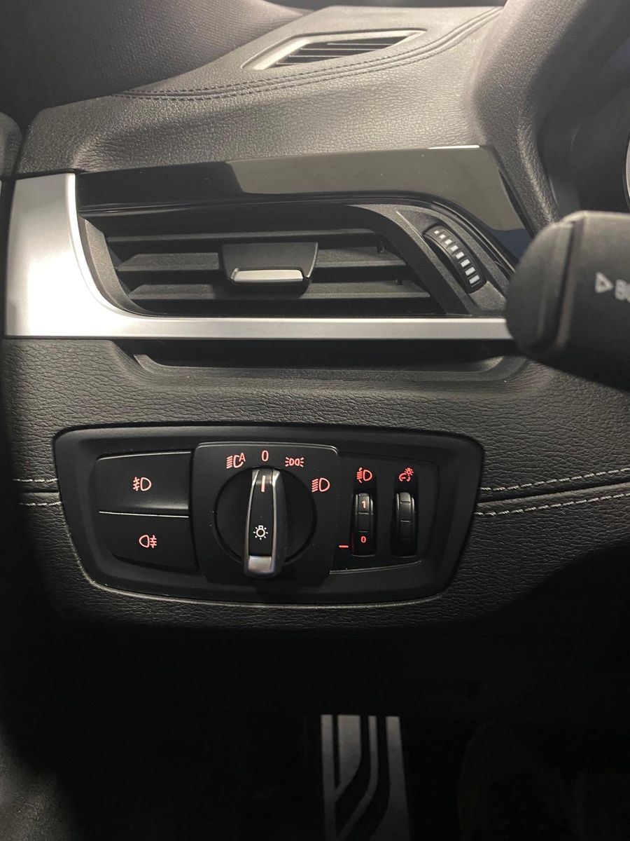 Fahrzeugabbildung BMW X1 sDrive20i M Sport+LEDER+NAVI+KAMERA+M Paket