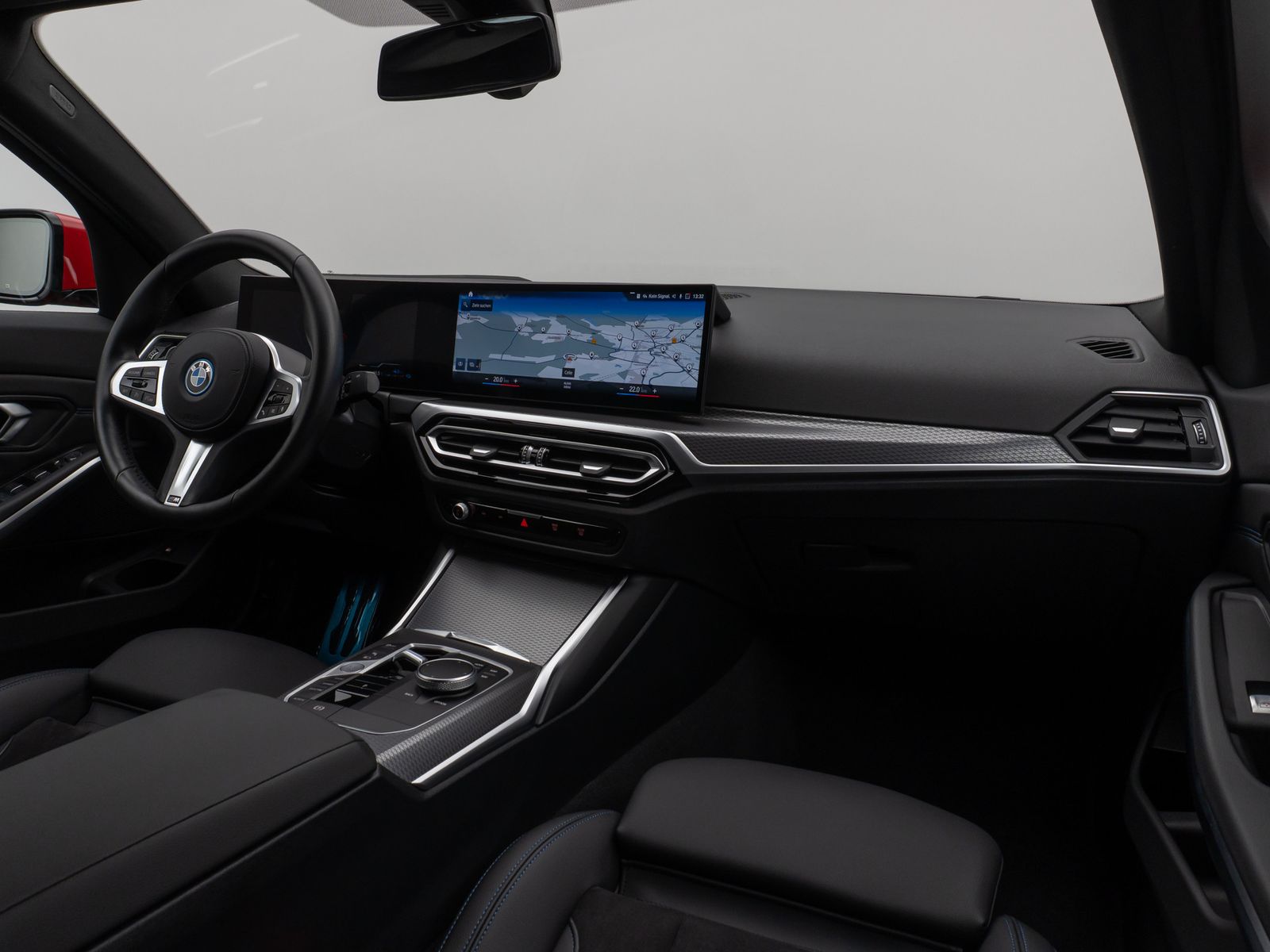 Fahrzeugabbildung BMW 330e M Sport HUD DAB PDC Geschwindigkeitsreg