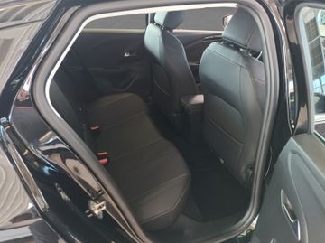 Fotografie des Opel Corsa F Elegance