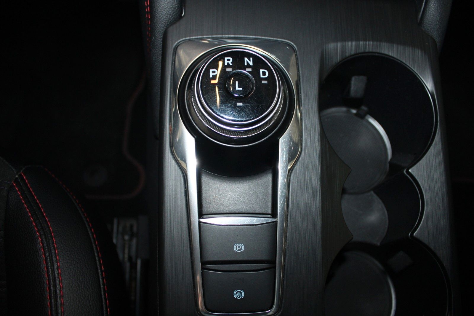 Fahrzeugabbildung Ford Kuga 2.5 PHEV ST-Line X LED B&O HUD ACC WinterP