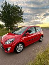 Renault Scheckheftgepflegter Renault Twingo 1.2 - Renault Twingo in Halle