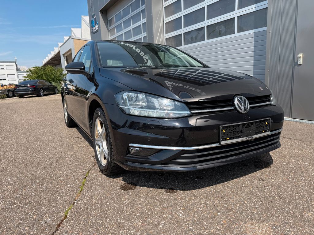 Image of Volkswagen Golf