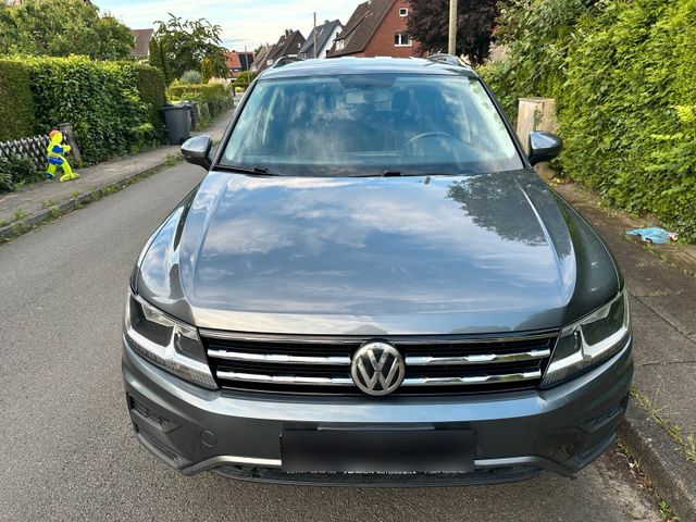 VW VW Tiguan  Allspace SE 2.0 TSI 4 Motion 7 ...