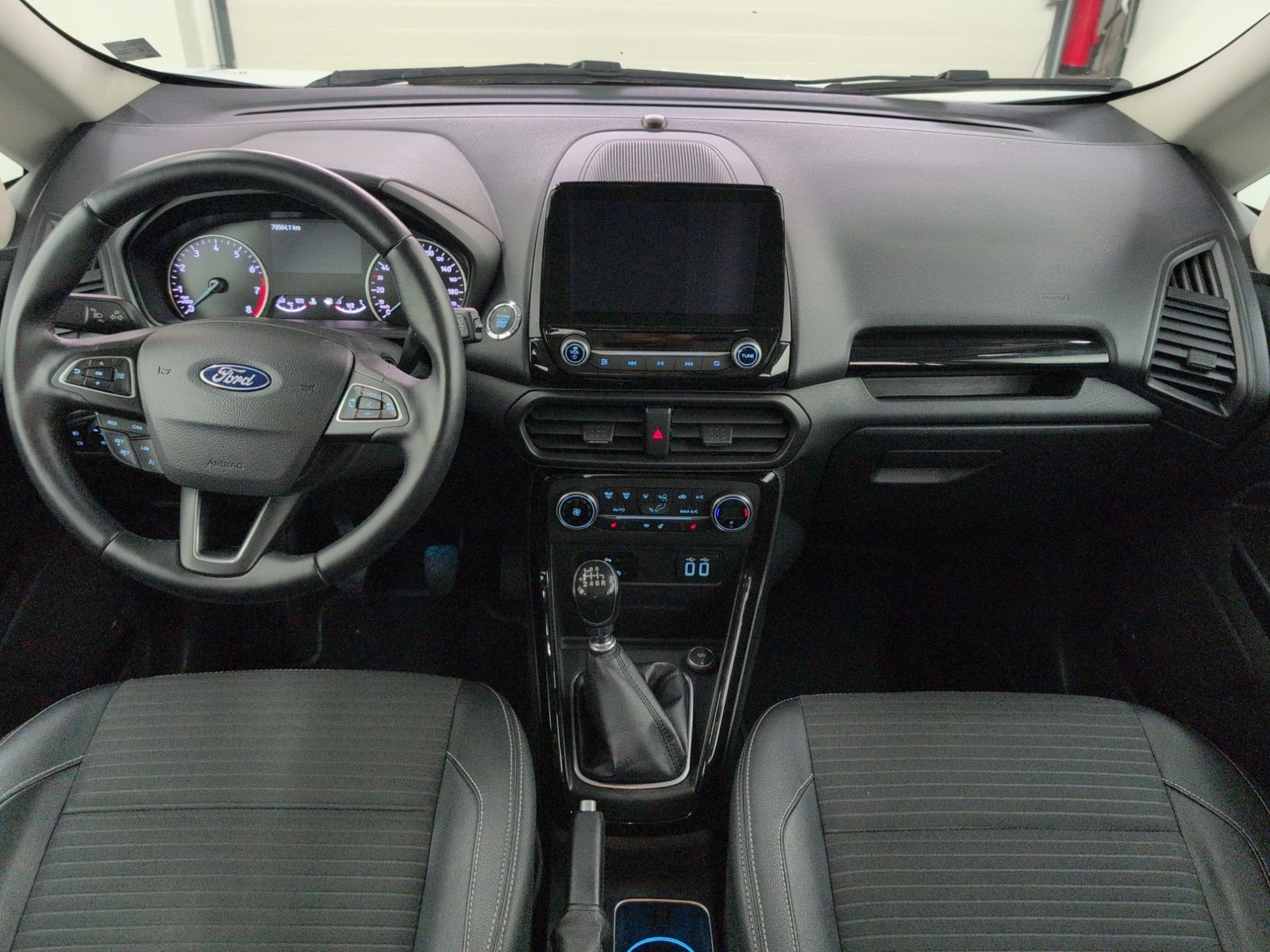 FORD EcoSport 1.0 EcoBoost Titanium Navi Allwetter – Bild 14
