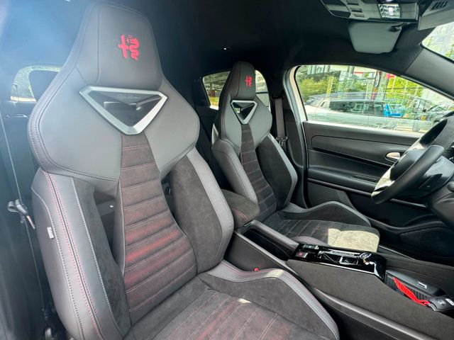 ALFA ROMEO Junior Ibrida 1.2 VGT 48V-Hybrid 107 kW Speciale
