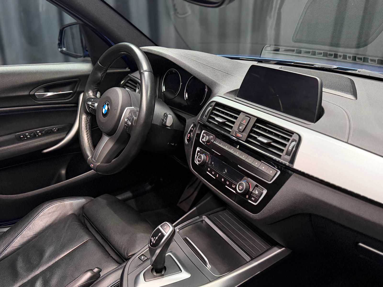 Fahrzeugabbildung BMW M140i Special Edition LCI|LED|LEDER|DEUTSCHES FZ