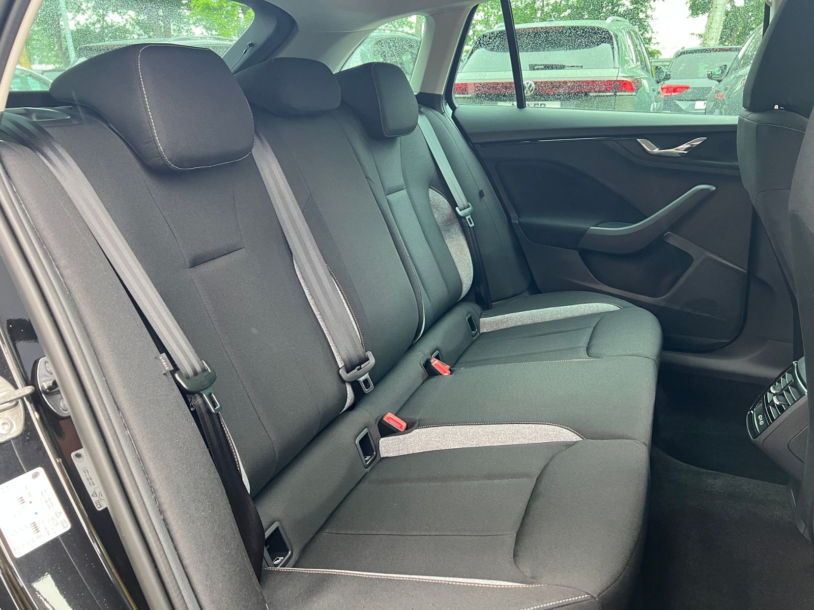 Fahrzeugabbildung SKODA Scala Selection 1.0 TSI DSG *LED, ACC, Kamera, 1