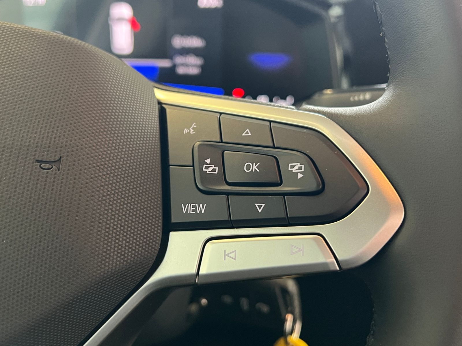 Fahrzeugabbildung Volkswagen Polo Life 1.0 TSI *LED, App Connect, PDC, Kamera