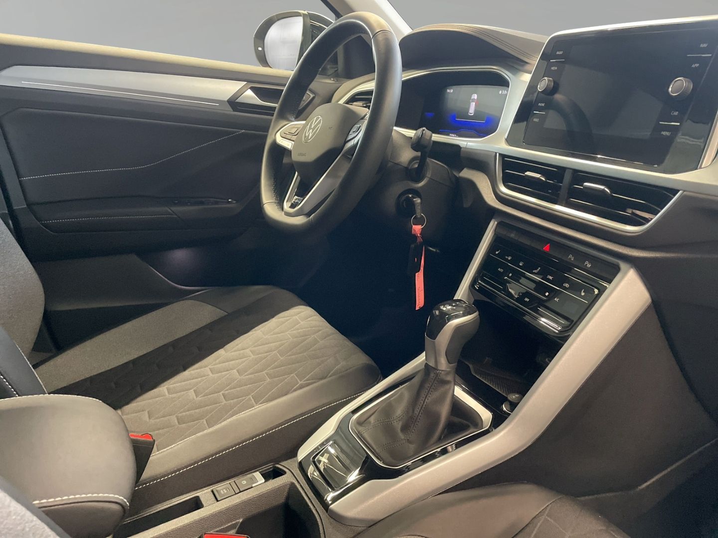 Volkswagen T-Roc - Bild 6