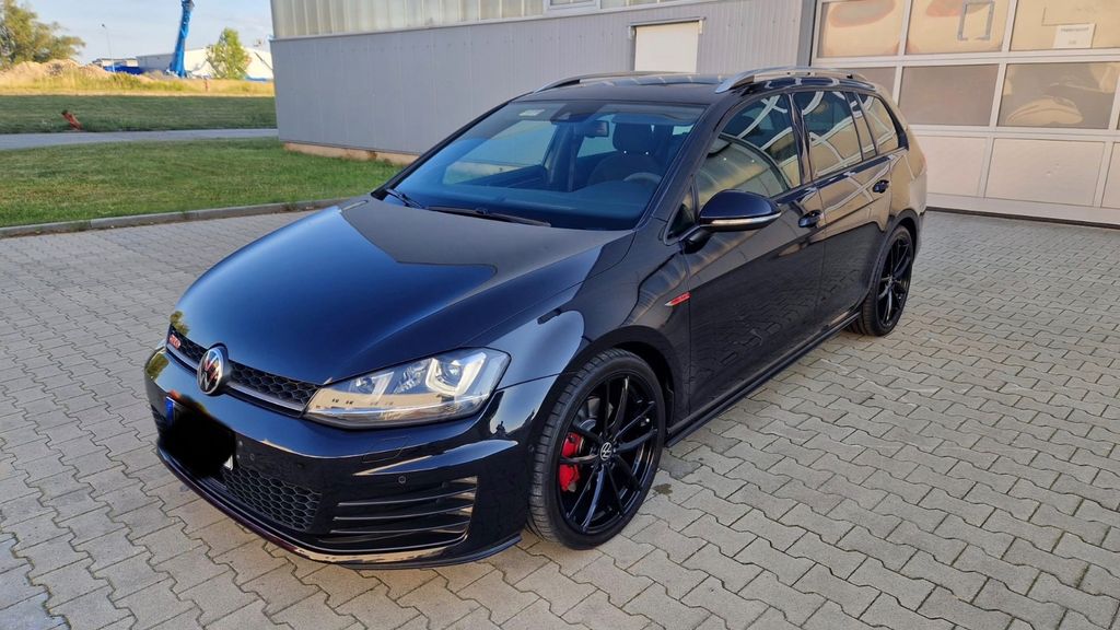 Image of Volkswagen Golf