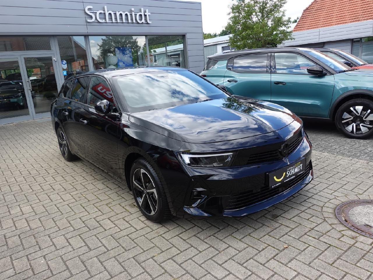 Fahrzeugabbildung Opel Astra L Sports Tourer 1,2 GS Line