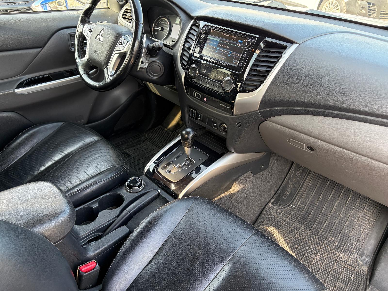 Mitsubishi L200 Top Doka 4WD Automatik 3,5t Euro6