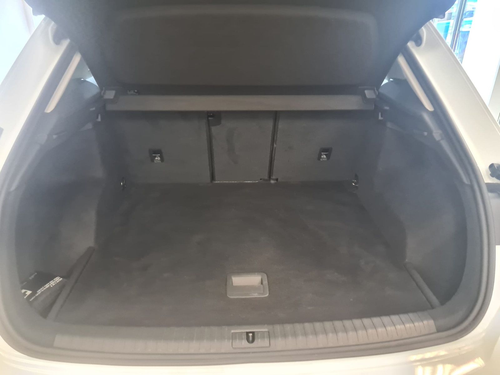 Fahrzeugabbildung Audi Q3 35 TFSI / LED / NAVI / AHK / VIRTUELL