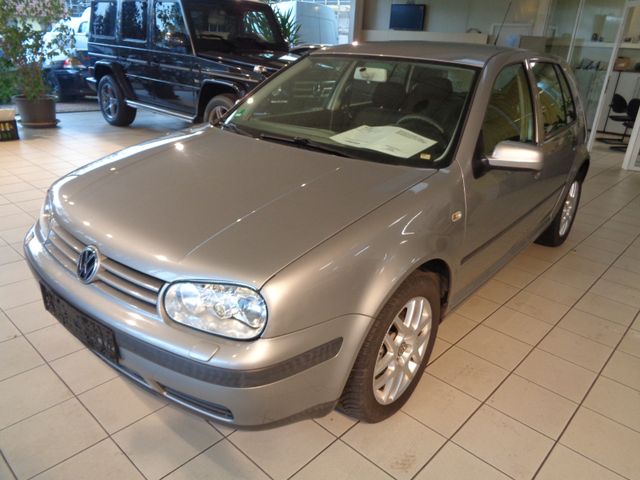 Volkswagen Golf 1.6 /Klimaautomatik