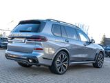 BMW X7 xDrive40d M Sport Pro HUD PANO ACC AHK RFK NA - BMW X7: Automatik