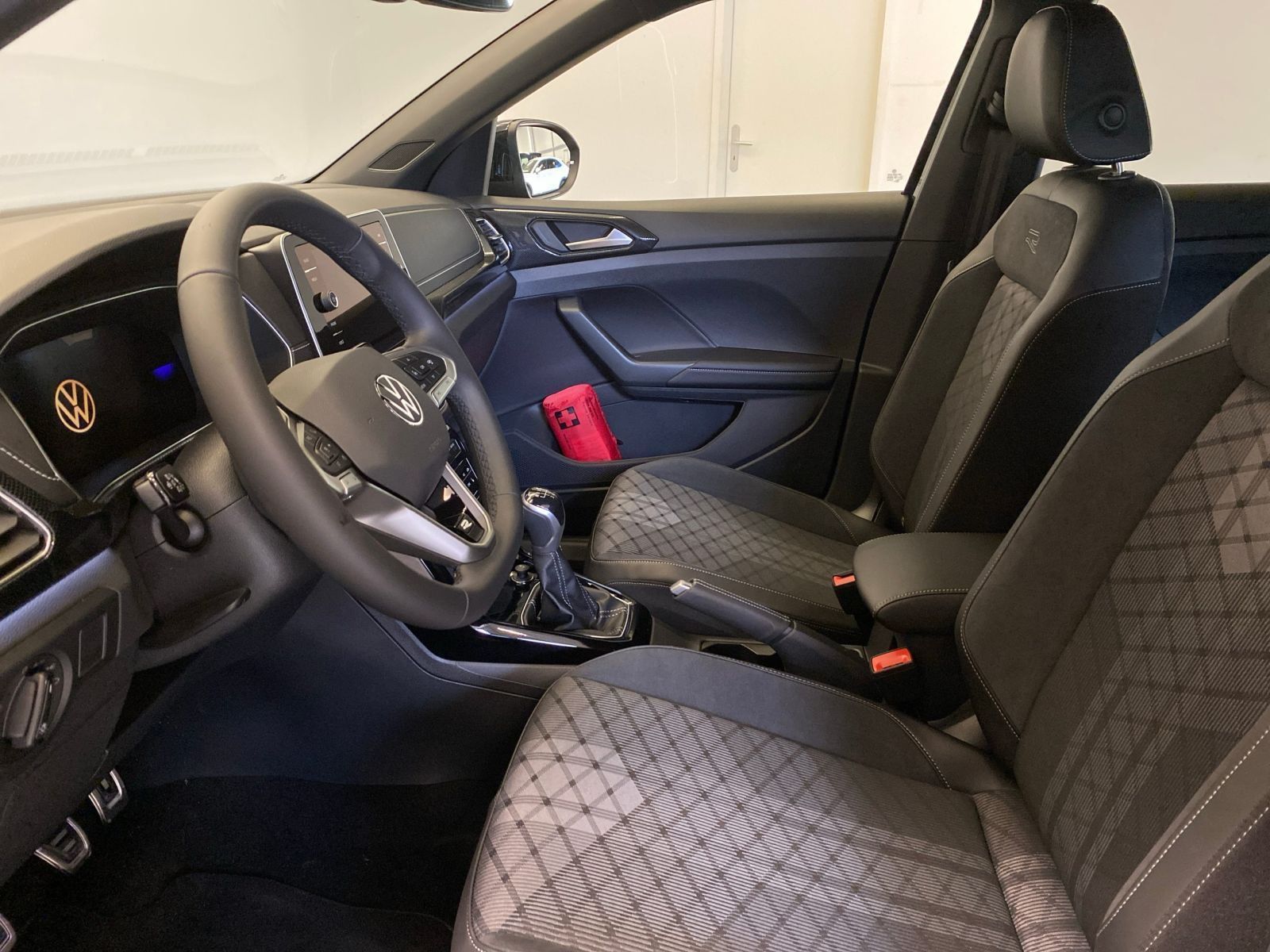 Volkswagen T-Cross - Bild 10