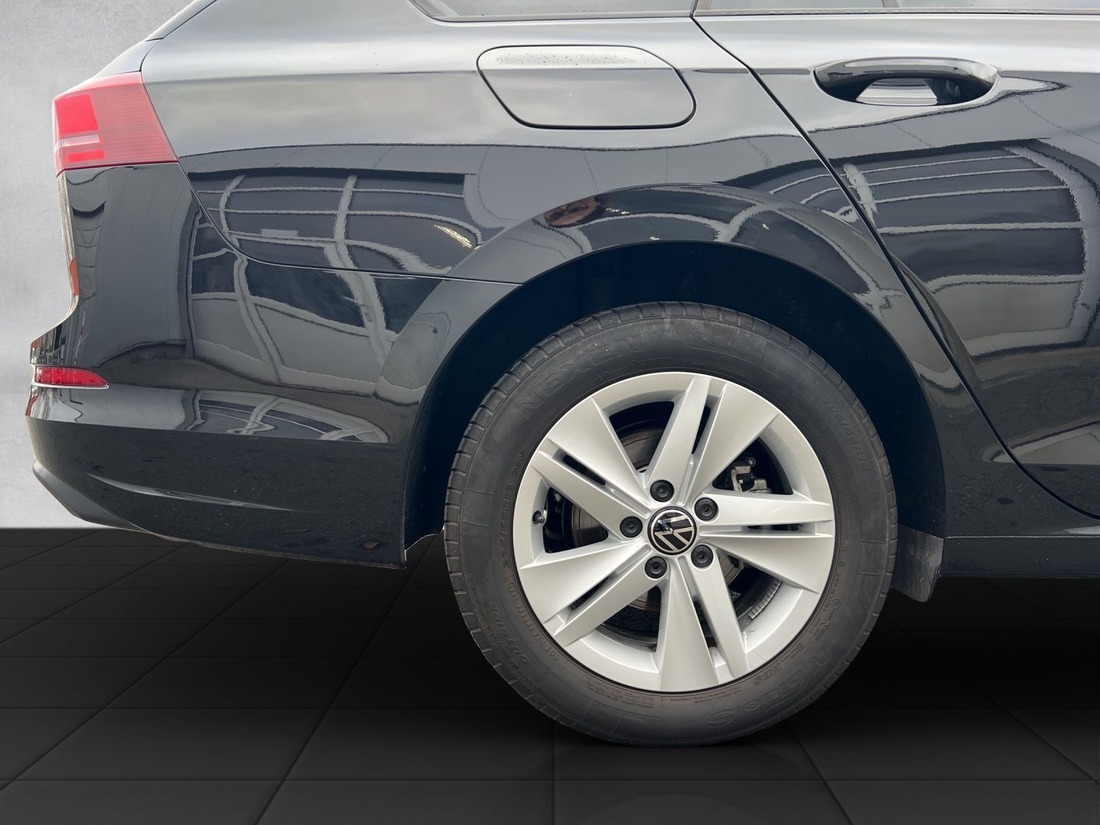 Golf VIII Variant Life 2.0 TDI DSG LED*Navi*ACC