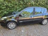 Renault Clio III  1. Vorbesitzer 88.908 KM - Renault Clio von privat
