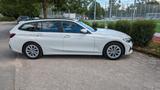 BMW 330d Touring Advantage, Scheckheft, AHK, 8-fach - BMW 330 in Wiesbaden