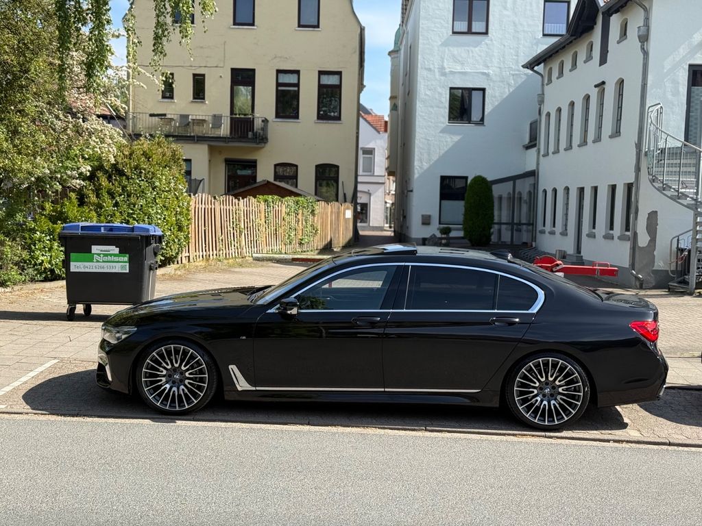 Image of BMW 730