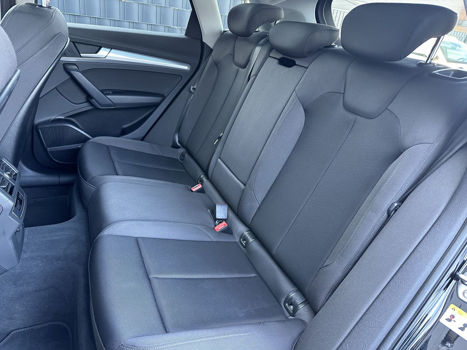 Fahrzeugabbildung Audi Q5 40 TDI Qu Sport NAV+XEN+KAM+B&O+PANO+CARPLAY