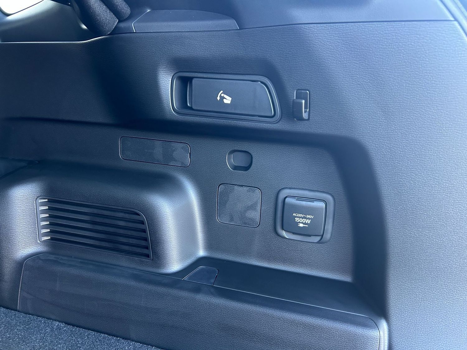 Mitsubishi Outlander - Bild 32