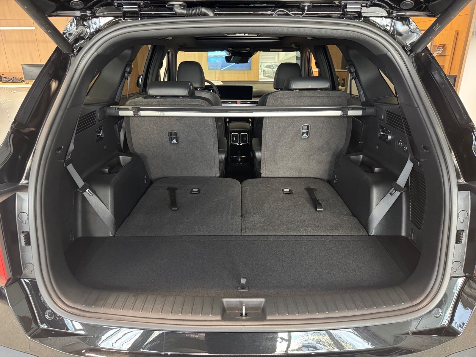 Fahrzeugabbildung Kia SORENTO 2.2D AWD DCT8 PLAT 6 NAP PREM GD