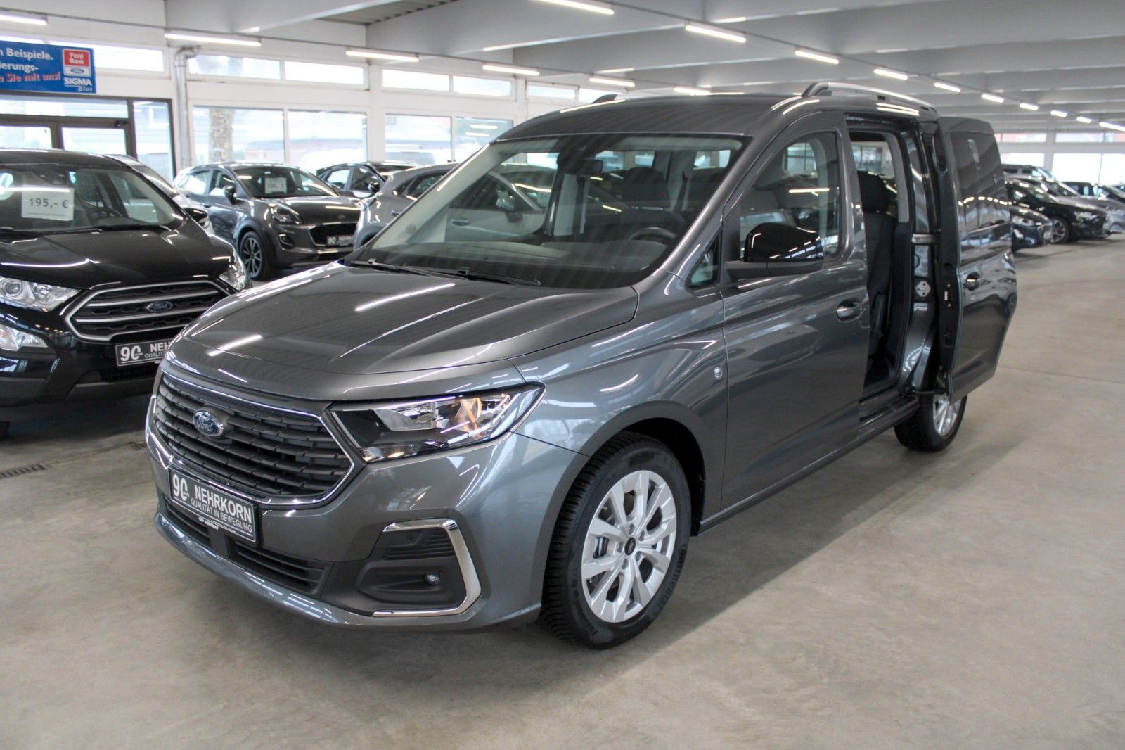 Fahrzeugabbildung Ford Tourneo Connect Titanium Automatik ACC CAM GJR