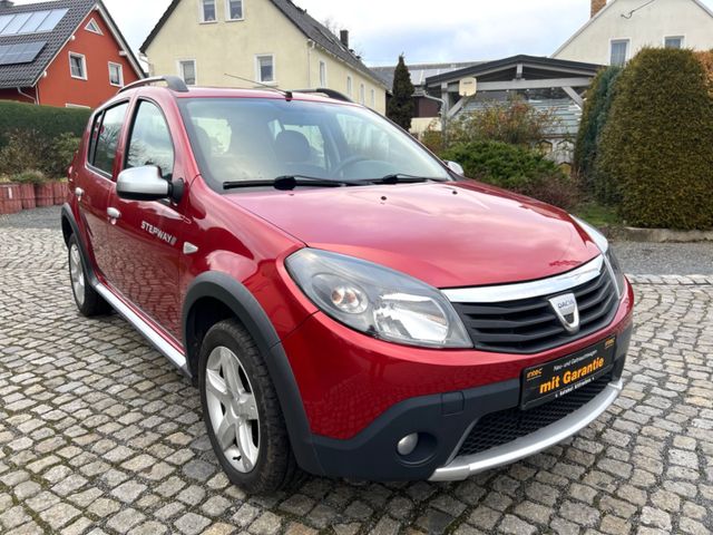 Dacia Sandero Stepway 1.6 TÜV NEU 1.Hand Klima SR+WR