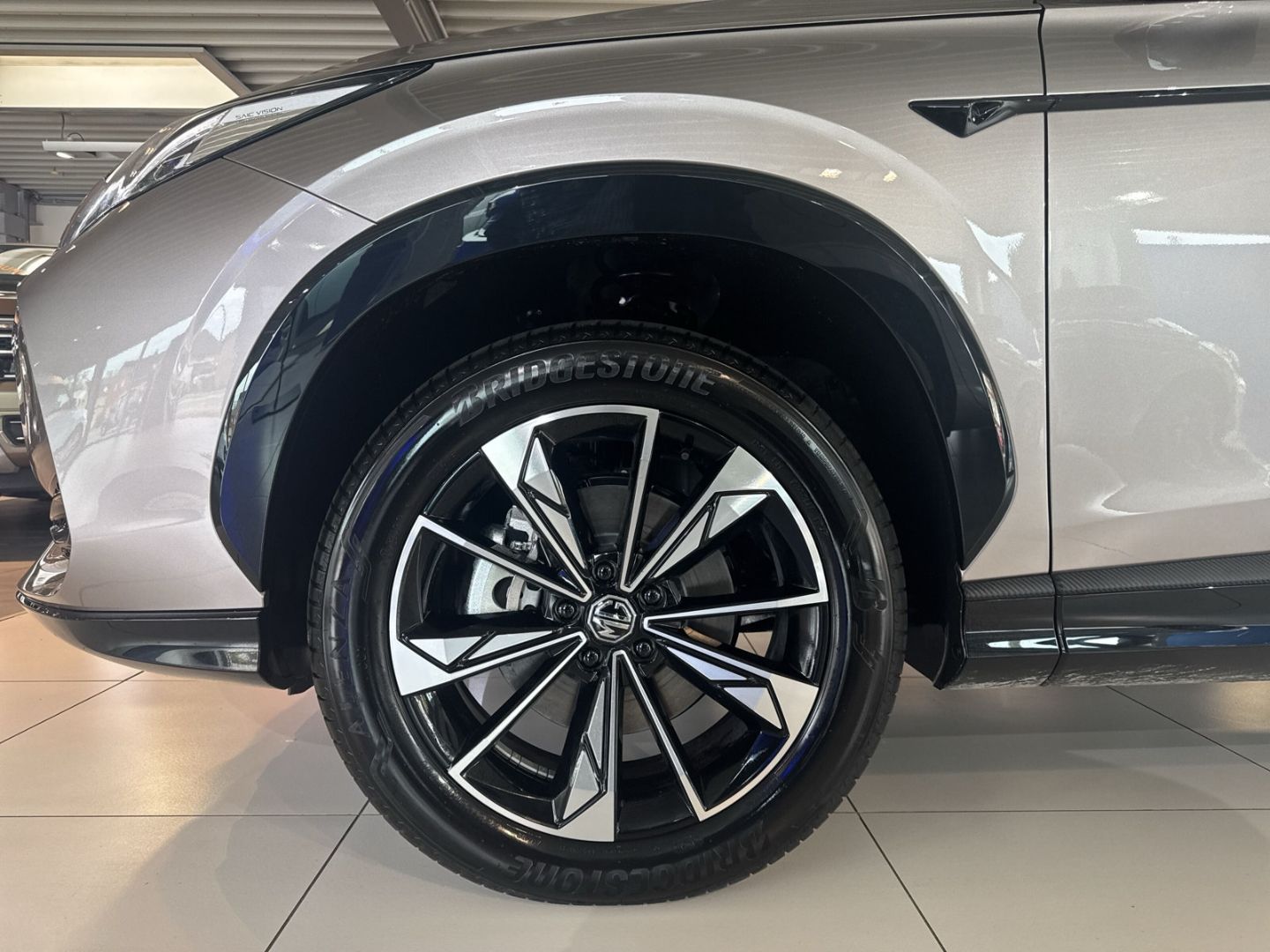 Fahrzeugabbildung MG HS Hybrid+ Luxury TOP FINANZ*  versch. Farben