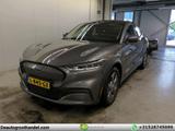 Ford Mustang Mach-E RWD 75 kWh Pano - Ford Mustang Mach-E SUV