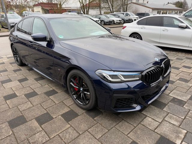 BMW M550i xDrive Aut Laser adaptFW Leder HeadUp StHz