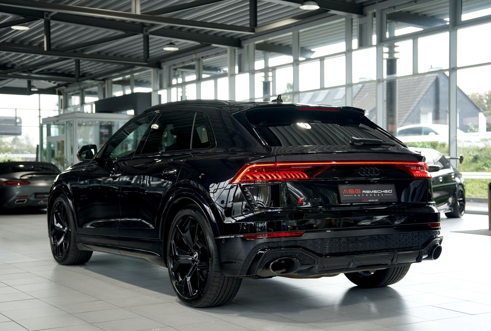Audi Rsq8