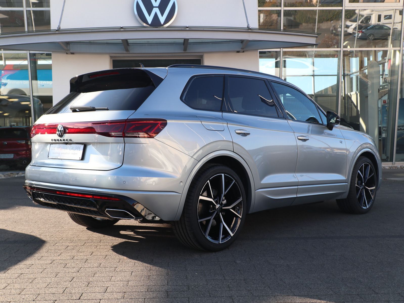 Volkswagen Touareg R-Line 3.0 TDI 4M AHK PANO LUFT STHZG foto 4