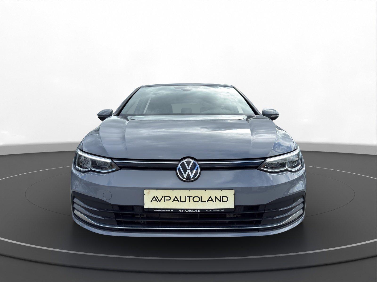 Volkswagen Golf VIII 1.5 TSI ACTIVE | NAVI | ACC | LED |