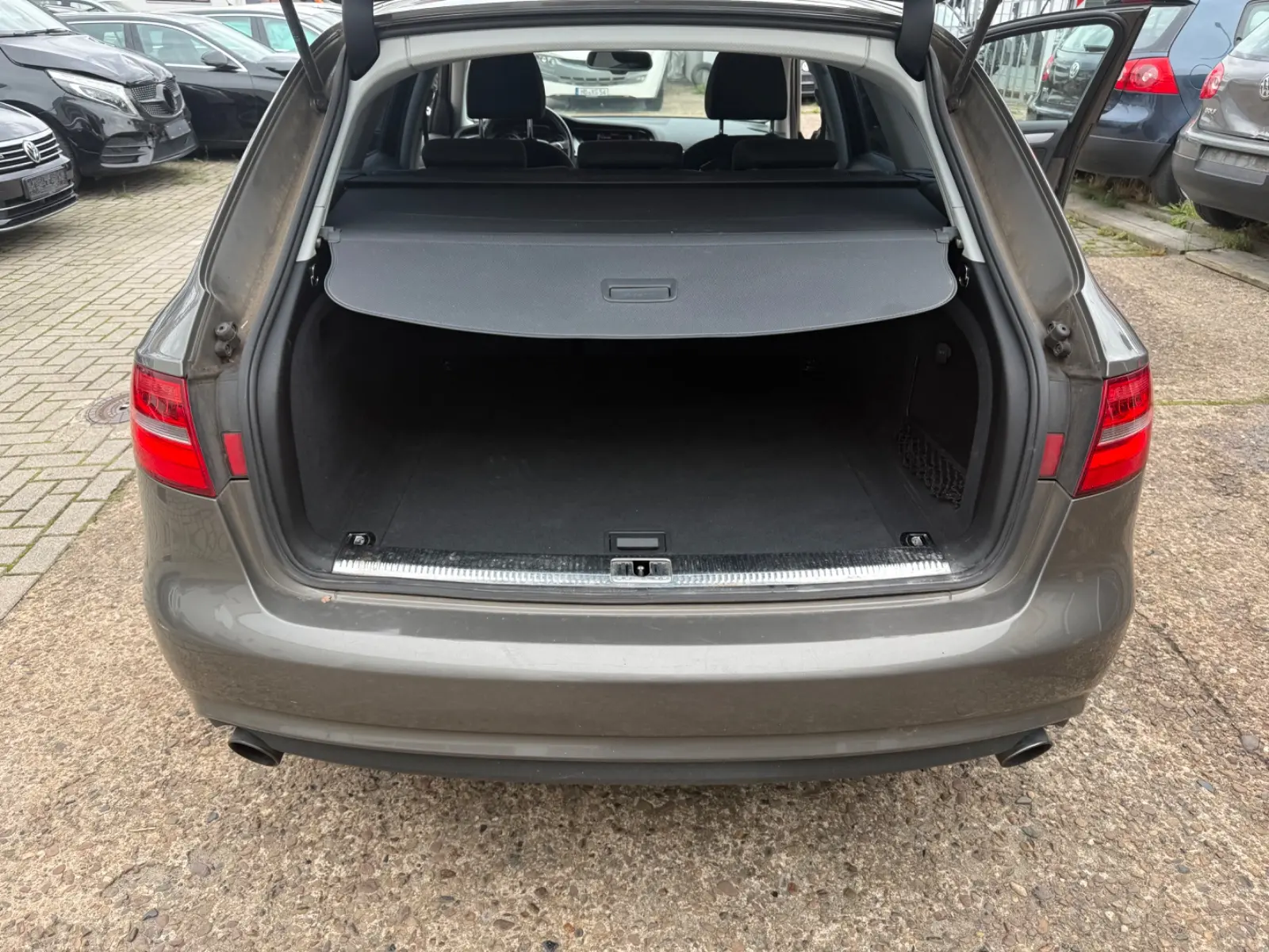 Audi A4 2013 — photo 18