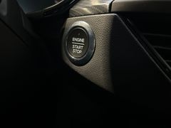 Fahrzeugabbildung Ford Focus Turnier 1.5 EcoBoost ST-Line LED ACC Navi