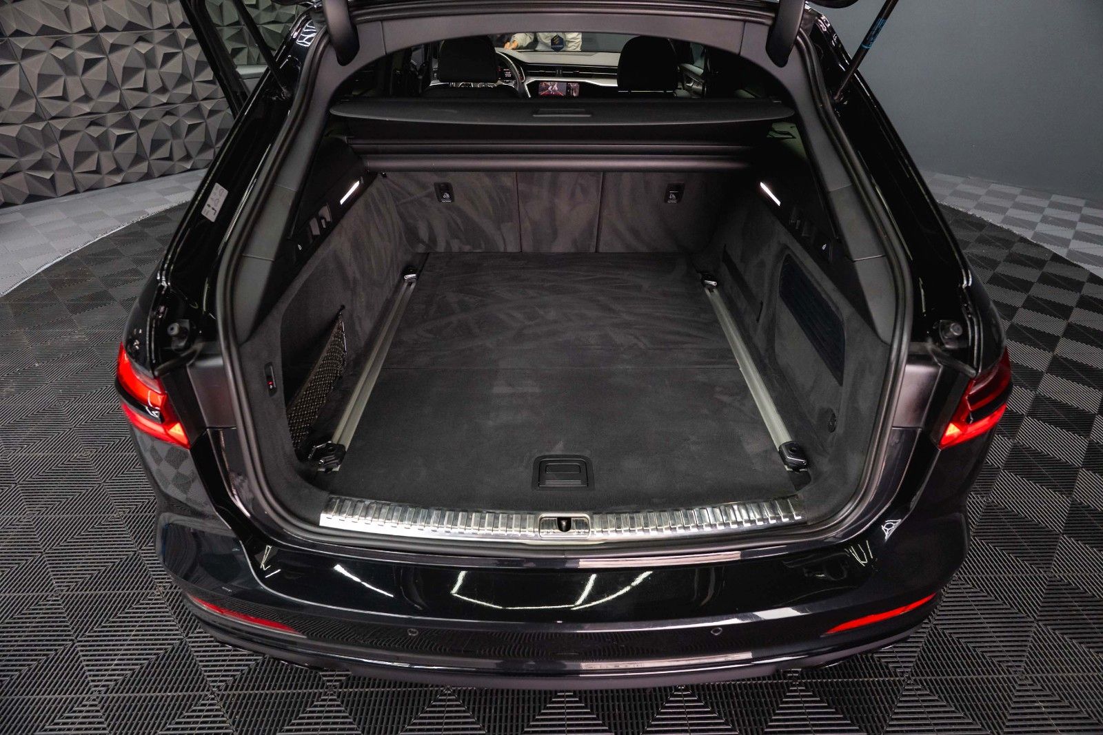Fahrzeugabbildung Audi S6 Avant 3.0 TDI quattro *ACC*Head Up*LED*