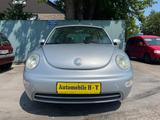 Volkswagen New Beetle 1.6 - Volkswagen New Beetle mit Benzin-Antrieb: Limousine