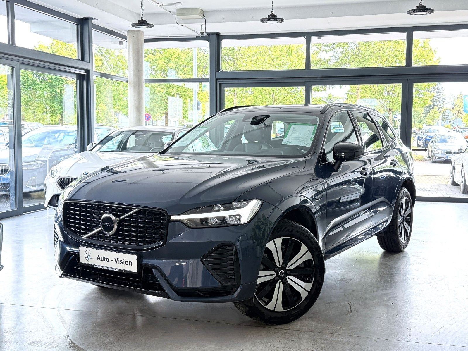 VOLVO XC 60 XC60 T6 Plus Dark PI-Hybrid AWD *LED*StHz*KAM