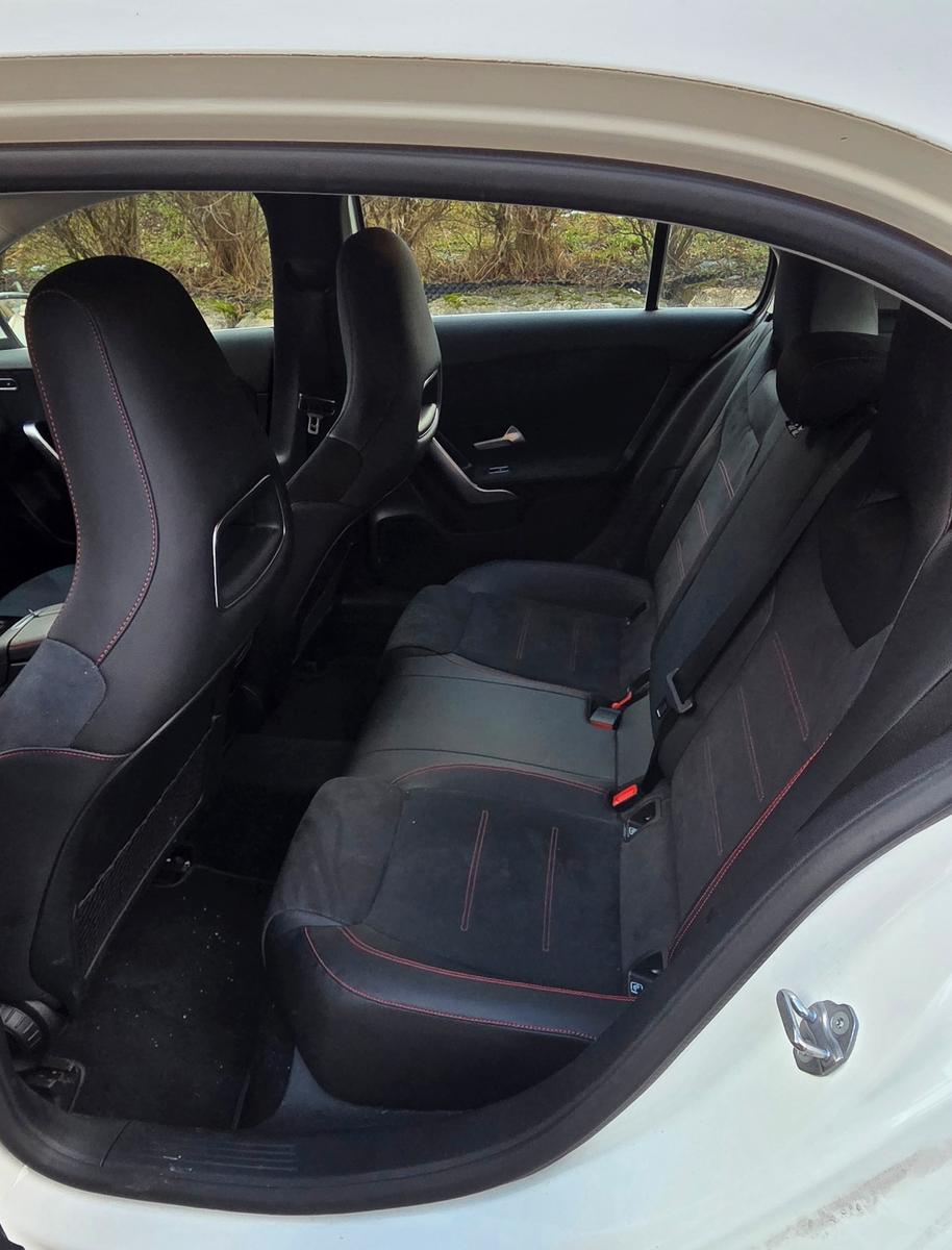 Mercedes-Benz A-Class 4MATIC 7G-DCT AMG-Line, миниатюра 13