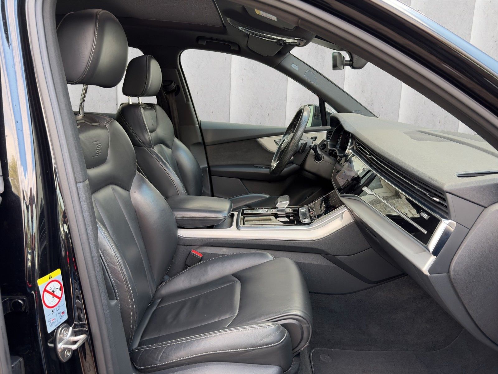 Fahrzeugabbildung Audi Q7 TDI Quattro S line *Luft*Matrix*Bose*Panodach
