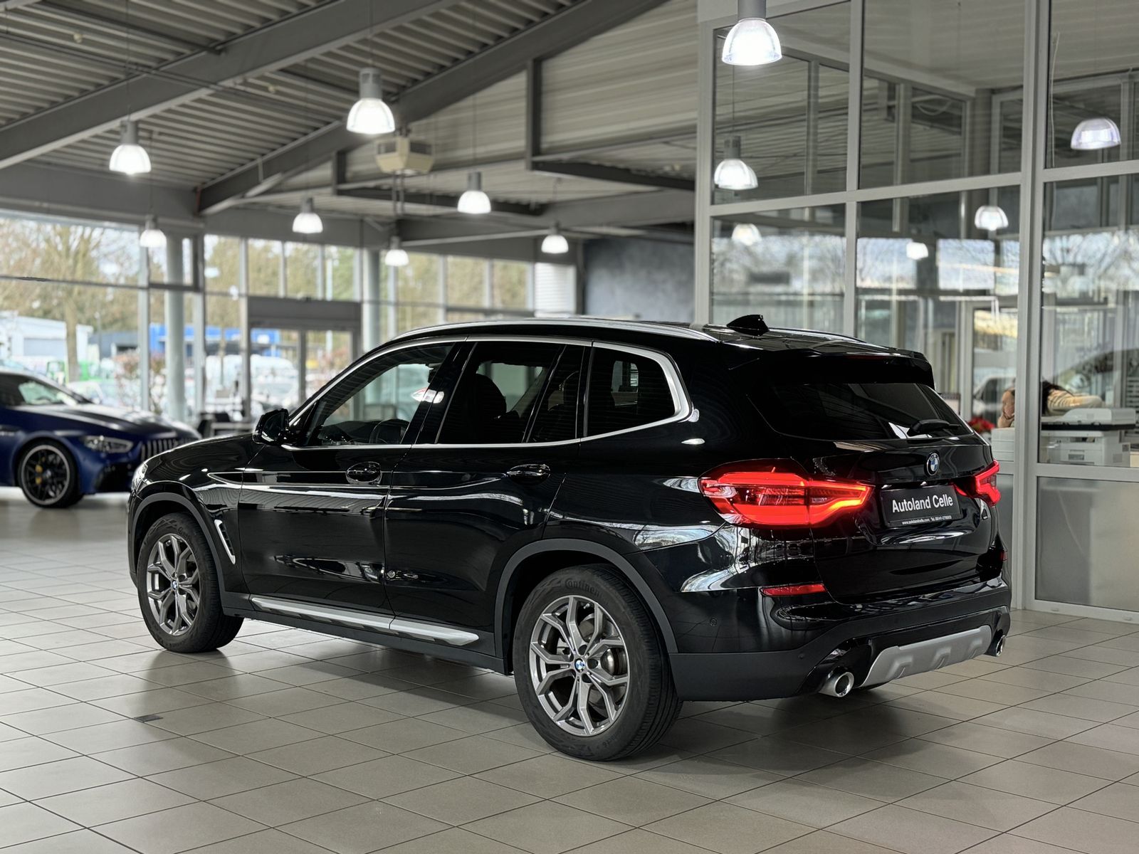 Fahrzeugabbildung BMW X3 xD20d xLine Kamera DAB HiFi Alarm LED Sport