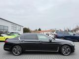 BMW 750i*Lang*xDrive*Individual*3xTV*360°ACC*HUD*H&K - BMW 7er Reihe in Frankfurt (Main)