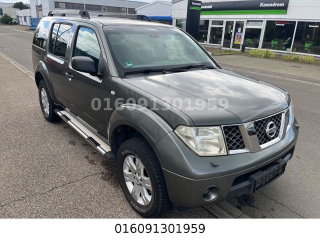 Nissan Pathfinder Cobra 2.5 dCi (7Sitzer)