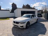 BMW M4 Competition Cabrio HUD 360 Drivers 8 Fach  - weiße BMW M4