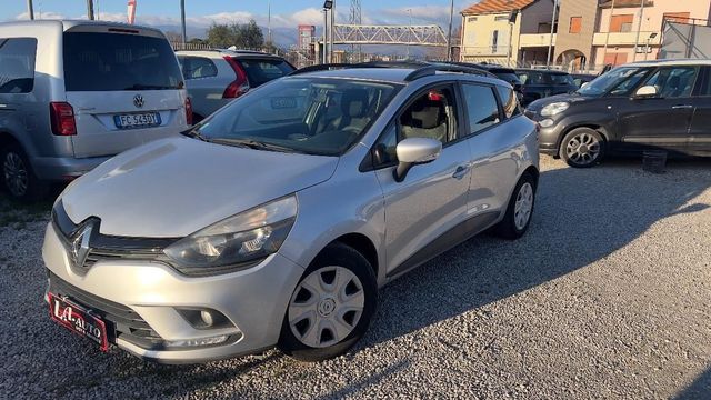 Renault RENAULT - Clio Sporter Sporter 1.2 16v Life 75cv