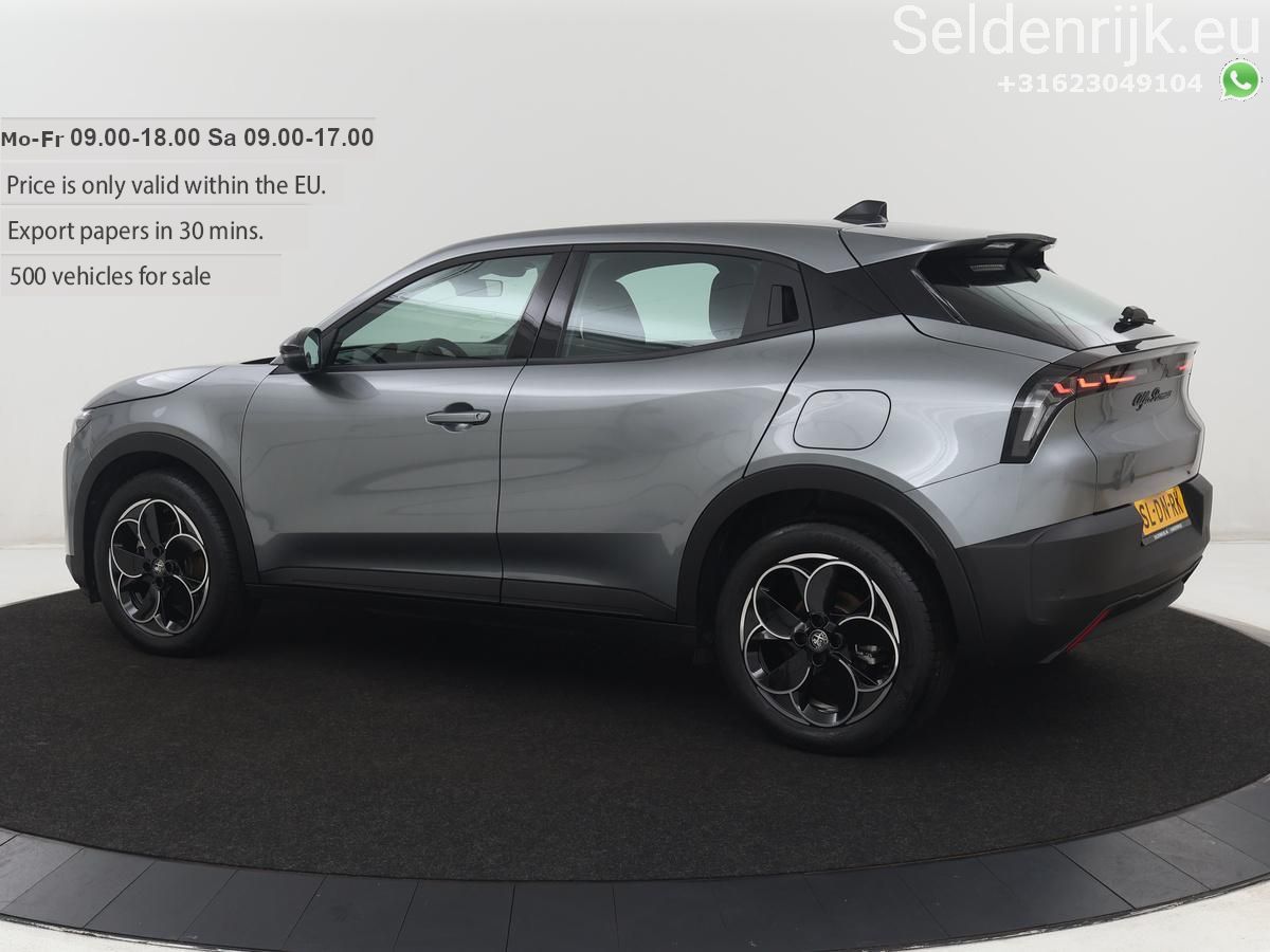 Alfa Romeo Junior Elettrica 54 kWh | SOH 97,3% | Adaptive c imagem 2