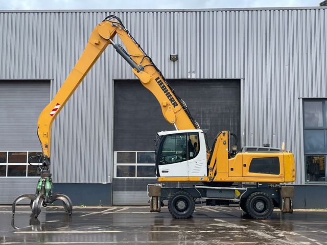 Liebherr LH30 M - Material Handler