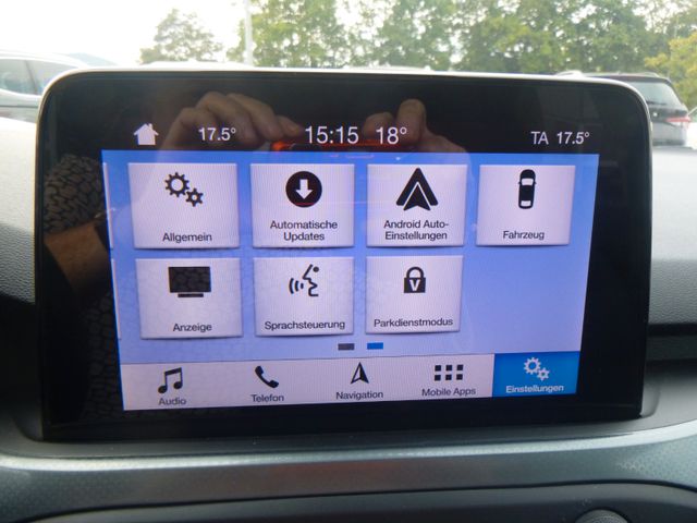 Fahrzeugabbildung Ford Focus ACTIVE 1,5 EcoB >AUT/Headup/NAV/LED/PAN<